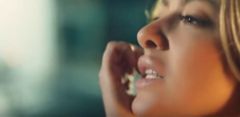 Estetik operasyon geçiren ünlülerin eski ve yeni halleri nasıl? Kim ne estetik yaptırdı? Gözlerinize inanamayacağınız karelerle ünlü isimler! A24