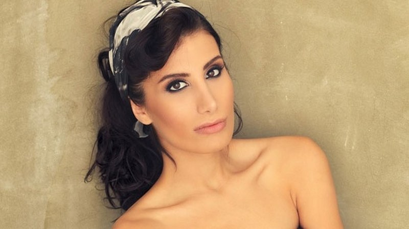 Ünlü isim sosyal medyada yaptığı hamile paylaşımı ile takip edenlerini şaşırttı! A24