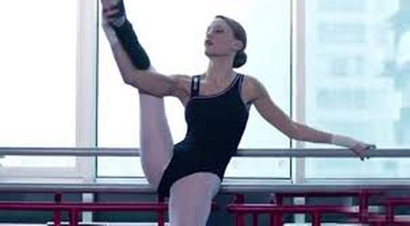 Serenay Sarıkaya'nın Instagram hesabı üzerinden paylaştığı resim, Sosyal Medyayada olay oldu! A24