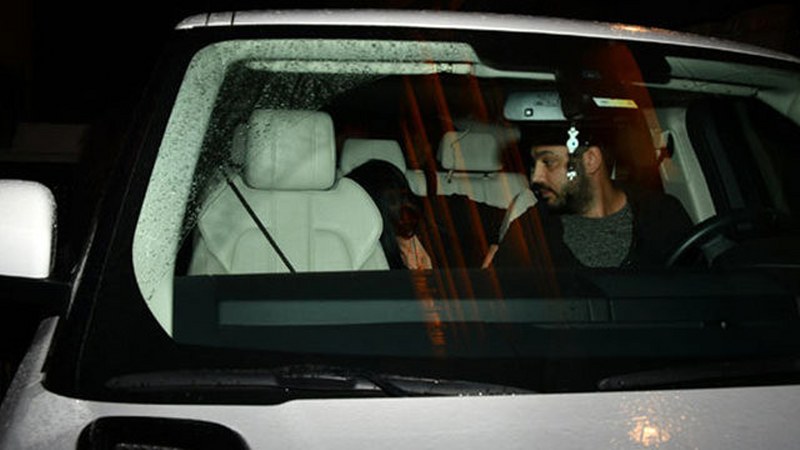 Deniz çakır fazla alkol alınca ayakta duramadı! A24