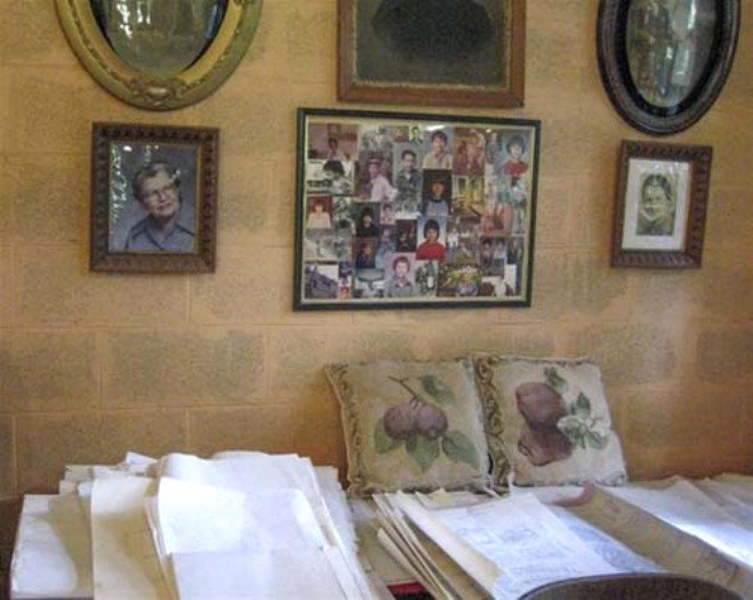 Yıllardır temizlediği evden bıktı, kendi kendini temizleyen ev yaptı A24