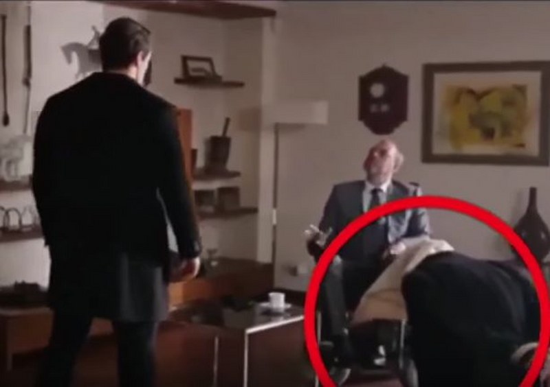 Siyah Beyaz Aşk Dizisinde yapılmış olan çekim hataları A24