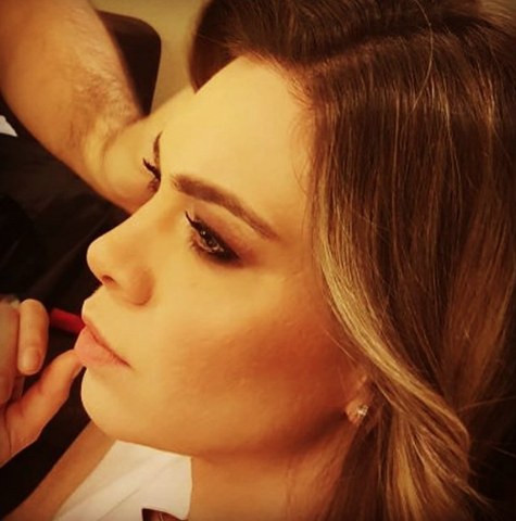 Güzel sunucu, Hürrem Sultan'ın torunu çıktı A24