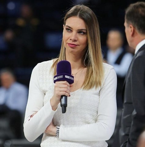 Güzel sunucu, Hürrem Sultan'ın torunu çıktı A24