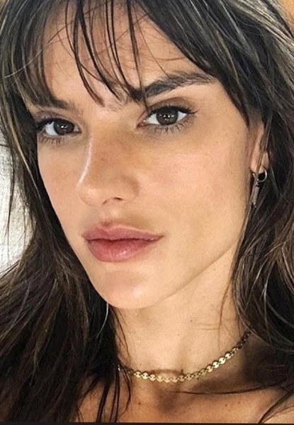 Victoria Secret mankenlerini makyajsız tanıyabilir misiniz? A24