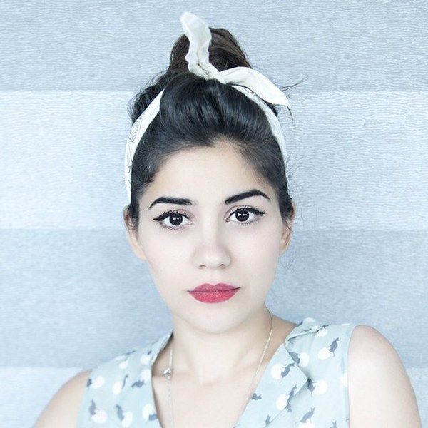 Kamera arkasında set çalışanıydı, öyle azmetti ki şimdi oyuncu! İşte Zeynep Çamcı’nın az bilinen hikayesi… A24