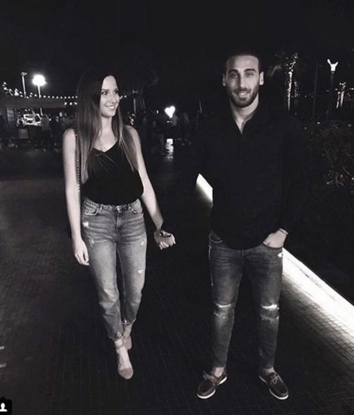 Ünlülerin 14 Şubat Sevgililer Günü paylaşımları A24