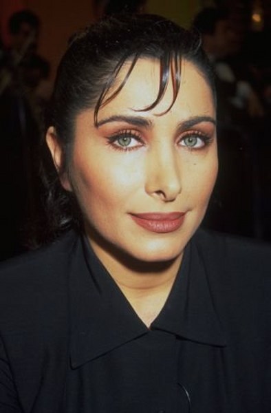 Türk Halk Müziği'nin yeşil gözlü kraliçesi Nuray Hafiftaş'ın ölümü ünlü isimleri yasa boğdu A24