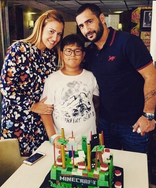 Survivor Ümit Karan'ın eşi Zeynep Karan kimdir? İşte Ümit Karan ve eşinin film gibi tanışma hikayesi... A24