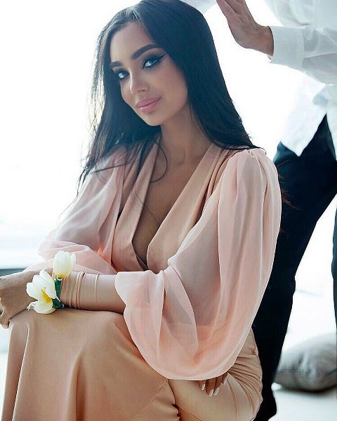 İşte dünyanın en zengün sosyal medya fenomeni Xenia Deli, A24