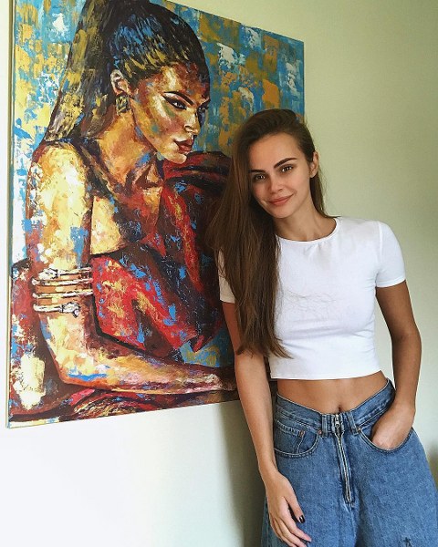 İşte dünyanın en zengün sosyal medya fenomeni Xenia Deli, A24