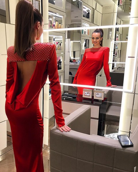 İşte dünyanın en zengün sosyal medya fenomeni Xenia Deli, A24