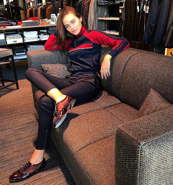 İşte dünyanın en zengün sosyal medya fenomeni Xenia Deli, A24