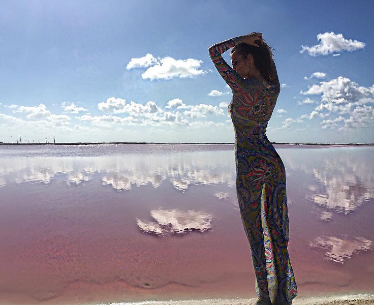 İşte dünyanın en zengün sosyal medya fenomeni Xenia Deli, A24