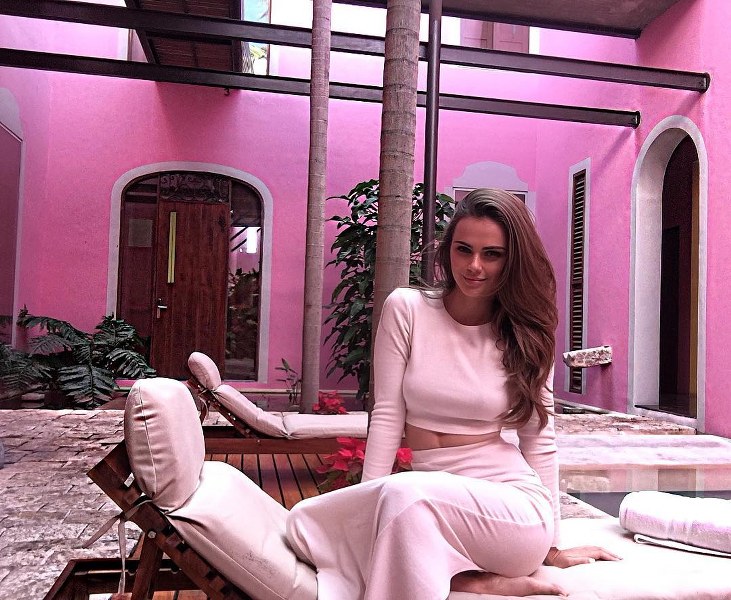 İşte dünyanın en zengün sosyal medya fenomeni Xenia Deli, A24