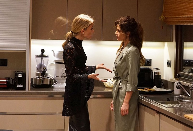 Ufak Tefek Cinayetler dizinde gecenin lafı... A24