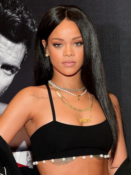 30 yaşın altındaki kimselere güvenmeyin (30 yaşında 30 fotoğrafla Rihanna) A24