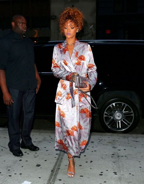 30 yaşın altındaki kimselere güvenmeyin (30 yaşında 30 fotoğrafla Rihanna) A24