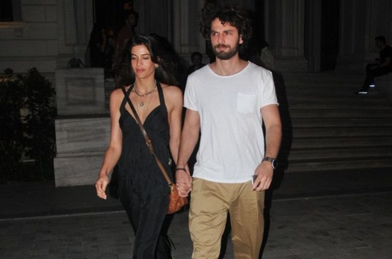 Demet Akalın'dan takipçisine argo yanıt! (Ünlüler de ayar verir) A24