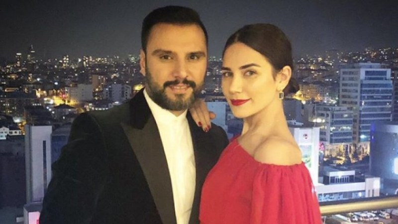 Demet Akalın'dan takipçisine argo yanıt! (Ünlüler de ayar verir) A24