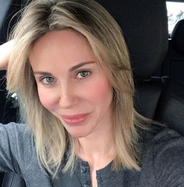 Demet Akalın'dan takipçisine argo yanıt! (Ünlüler de ayar verir) A24