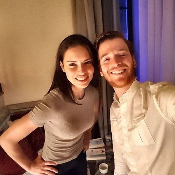 Demet Akalın'dan takipçisine argo yanıt! (Ünlüler de ayar verir) A24