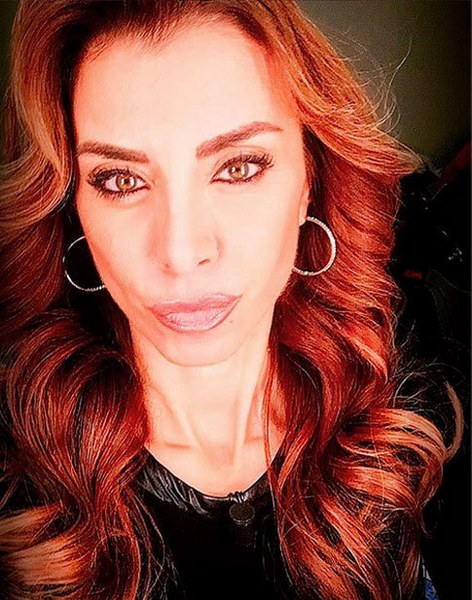 Demet Akalın'dan takipçisine argo yanıt! (Ünlüler de ayar verir) A24