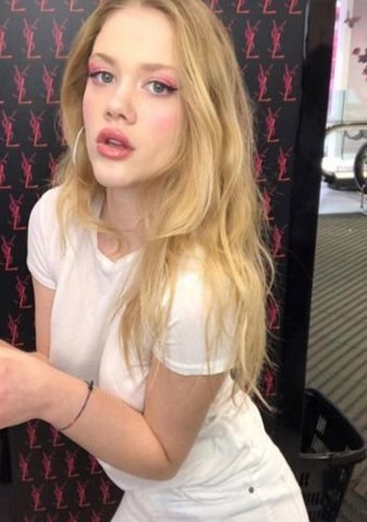 Güzel oyuncu kariyerini noktaladı: Artık beni çekmenize gerek yok! A24