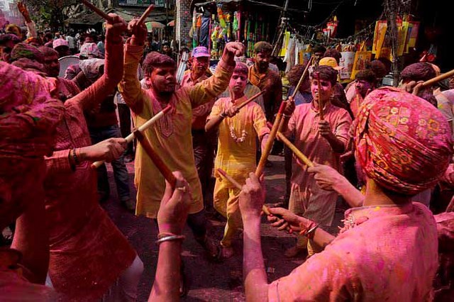 Renkleri festivali 'Holi' Nepal'de kutlandı A24