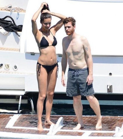 Adriana Lima ile Metin Hara ilişkisinde büyük sürpriz! A24