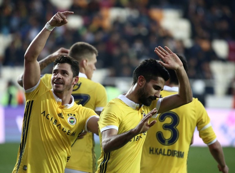 Fenerbahçe Galatasaray derbisi ne zaman, saat kaçta, hangi kanalda canlı yayınlanacak? A24