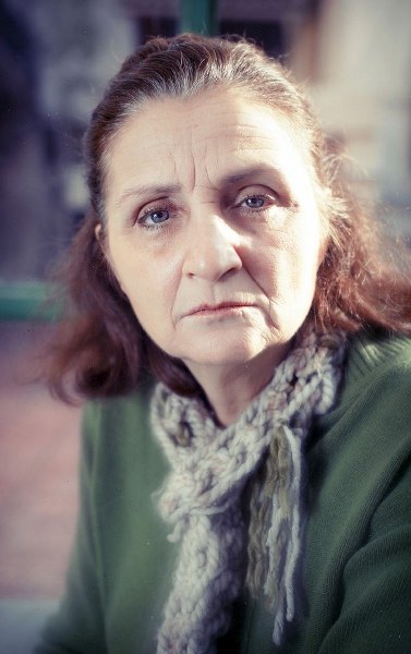 Avlu dizisinin oyuncu kadrosunda kimler var? A24