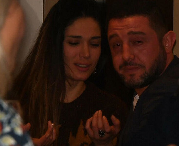 Mutlu çift Fulya Sever ve Nihat Kahveci'nin fotoğraflanma paniği (Fulya Sever kimdir?) A24