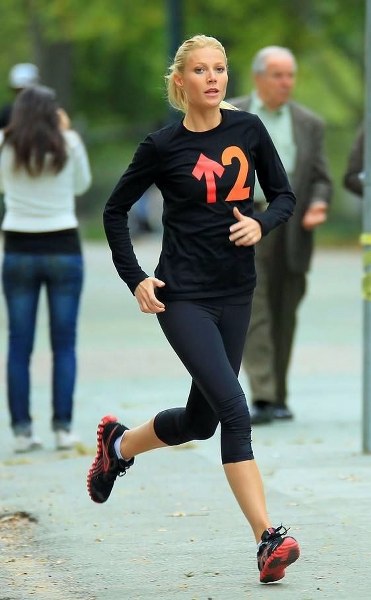 Spor tutkunu ünlü isimler A24