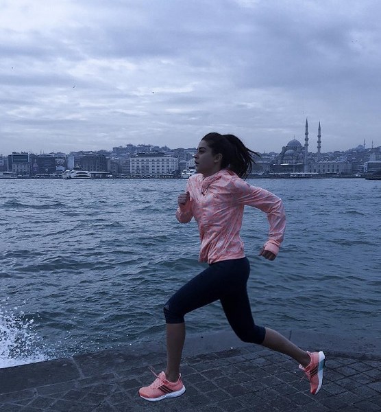 Spor tutkunu ünlü isimler A24