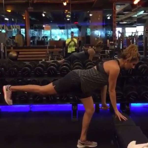 Spor tutkunu ünlü isimler A24