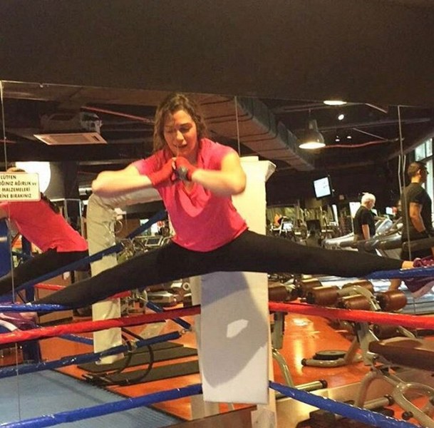 Spor tutkunu ünlü isimler A24