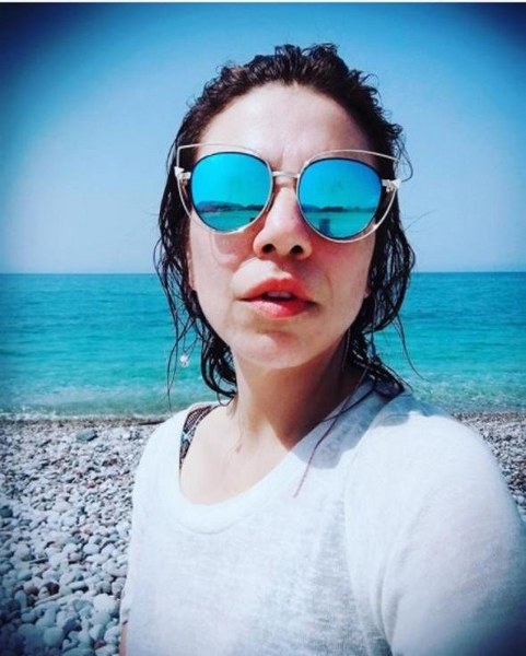 Yeşim Ceren Bozoğlu'nun en cesur pozu! A24