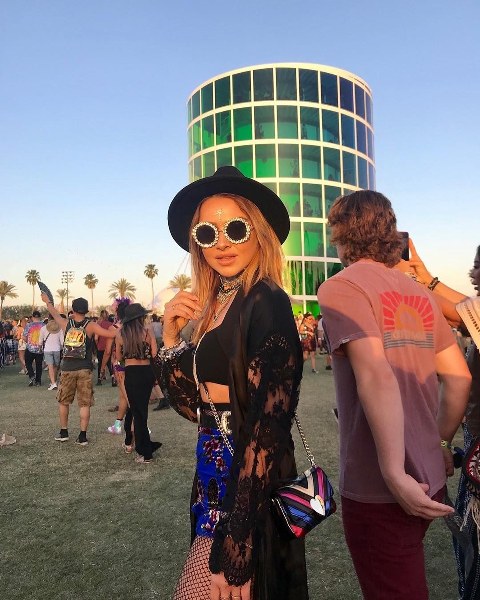 Hadise'den Coachella pozları olay oldu A24