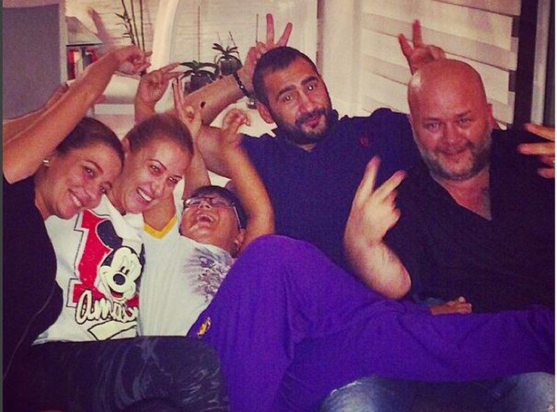 Ümit Karan'ın eşi Zeynep Karan kimdir? Zeynep Karan ile nasıl evlendi? (Film gibi hikaye) A24