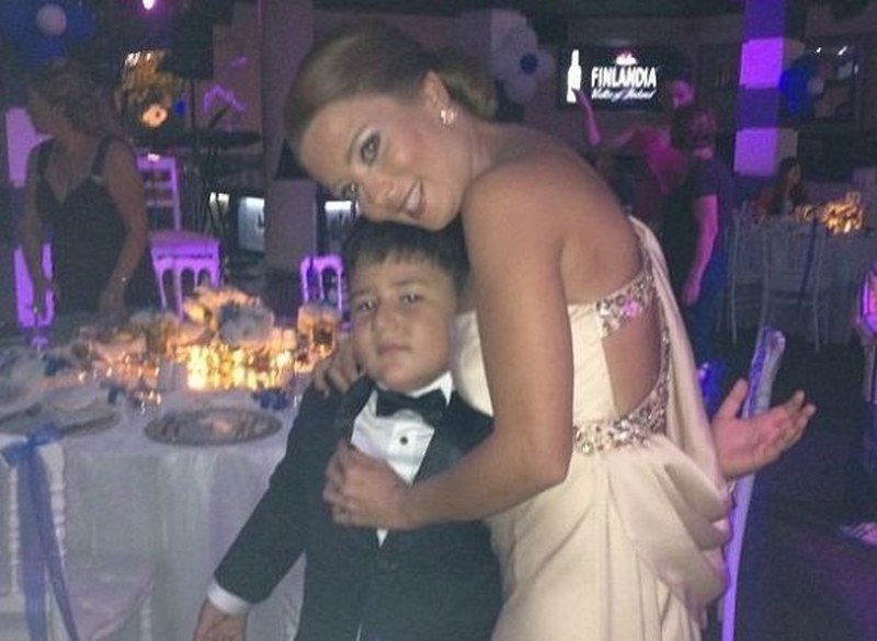 Ümit Karan'ın eşi Zeynep Karan kimdir? Zeynep Karan ile nasıl evlendi? (Film gibi hikaye) A24