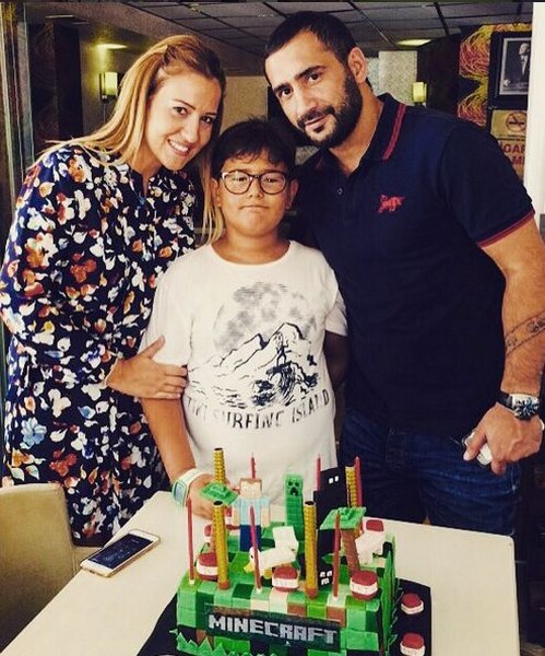 Ümit Karan'ın eşi Zeynep Karan kimdir? Zeynep Karan ile nasıl evlendi? (Film gibi hikaye) A24