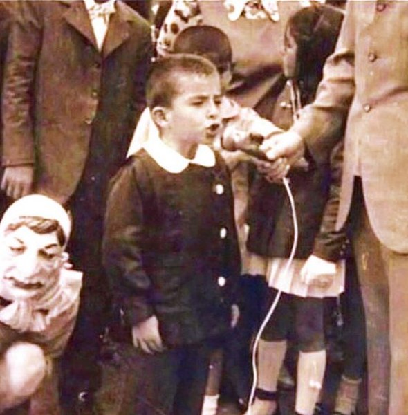 Ünlülerin 23 Nisan Ulusal Egemenlik ve Çocuk Bayramı paylaşımları A24