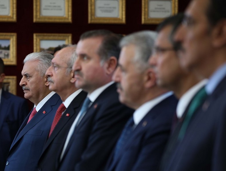 Başkent'te resmi törenler Anıtkabir'de başladı A24