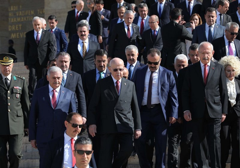 Başkent'te resmi törenler Anıtkabir'de başladı A24