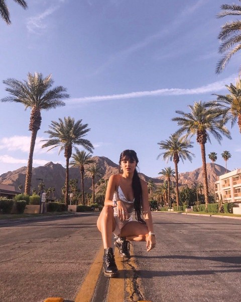 Hande Erçel'den evlilik sinyali A24