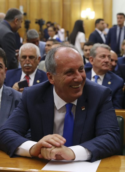 CHP'nin cumhurbaşkanı adayı Muharrem İnce (Muharrem İnce kimdir?) A24