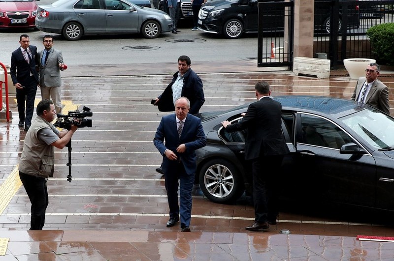 CHP'nin cumhurbaşkanı adayı Muharrem İnce (Muharrem İnce kimdir?) A24