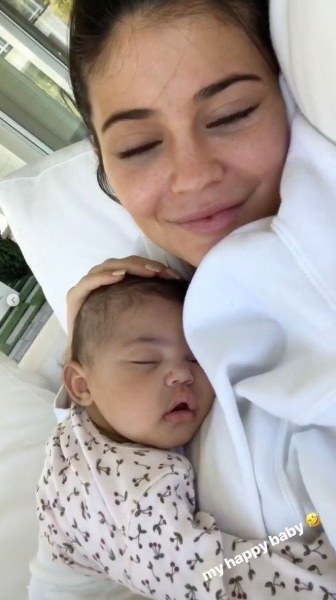 Kylie Jenner'in bebeğiyle ilgili şoke eden iddia! A24