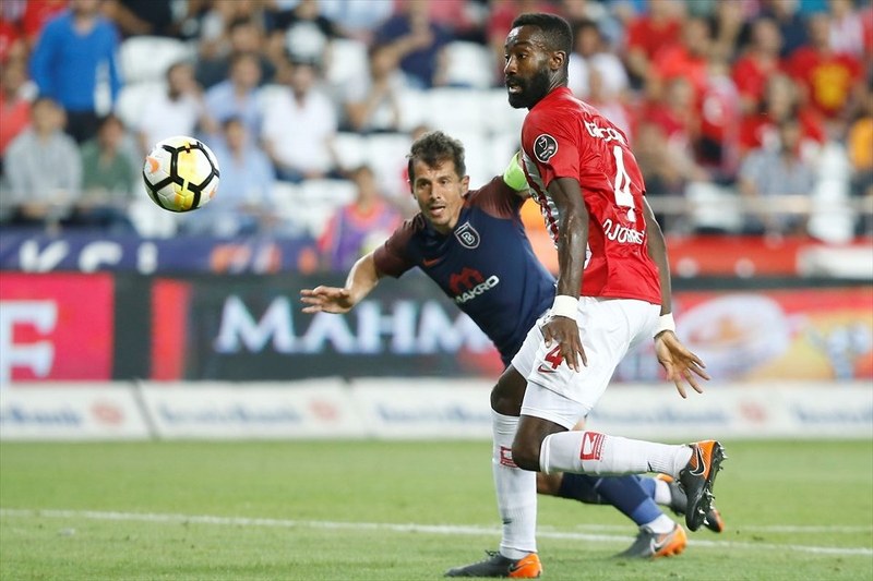 Süper Lig'de kim nasıl Şampiyon olur işte şampiyonluk ihtimalleri... A24